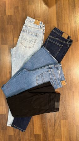 avg-03472 american eagle jeans