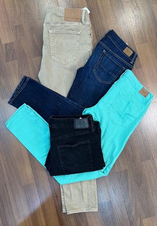 avg-03463 american eagle jeans