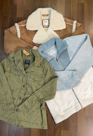 avg-03316 abercrombie & fitch jackets