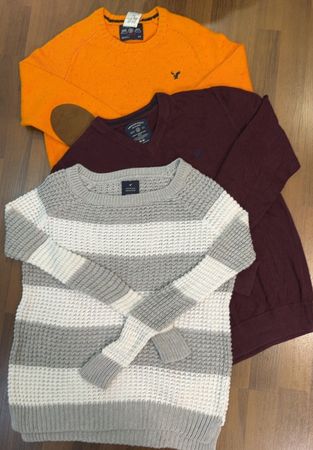 avg-03314 american eagle sweaters