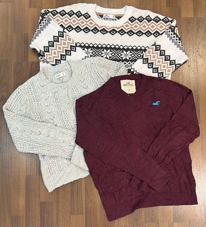 avg-03500 pulls Hollister