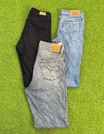 av-12295 levi’s pantaloni da donna джинсы