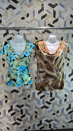 avg-03523 tops style Y2K