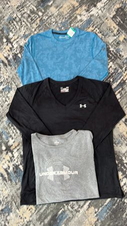 av-12391 under armour t-shirts manches longues et manches courtes