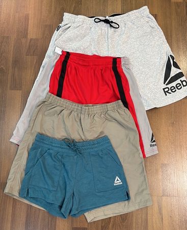 av-12389 Reebok-Shorts