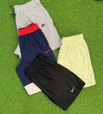 av-12447 shorts Nike