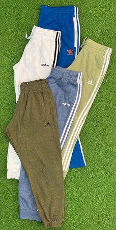 av-12450 adidas スウェットパンツ
