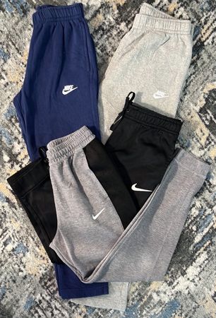 av-12476 nike sweatpants