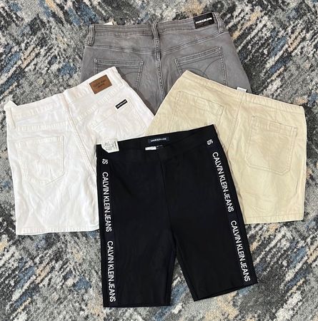 av-12483 calvin klein shorts