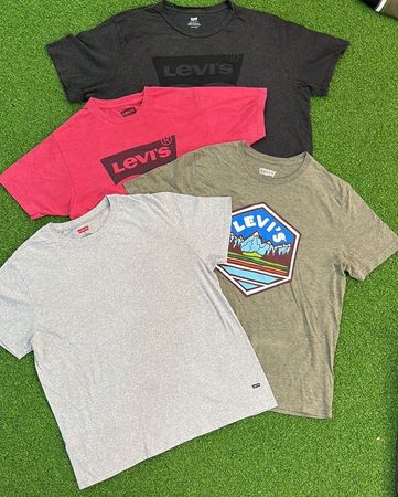 av-12434 Levi’s t-shirts