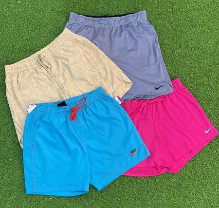 av-12433 Nike Shorts