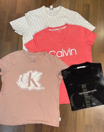 av-12524 calvin klein t-shirts