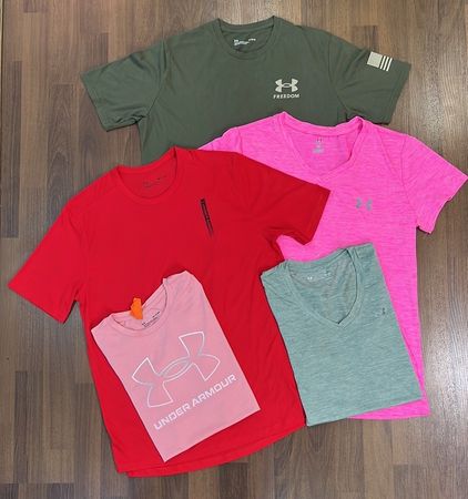 av-12523 Under Armour T-Shirts