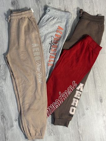 avg-03636 aeropostale sweatpants