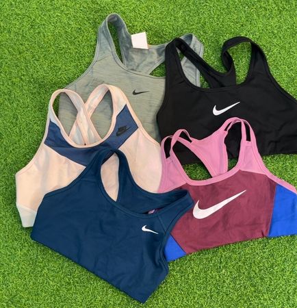 av-11693 nike sports bra