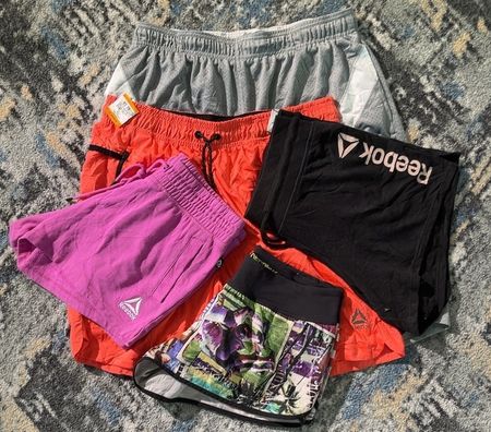av-11747 reebok shorts