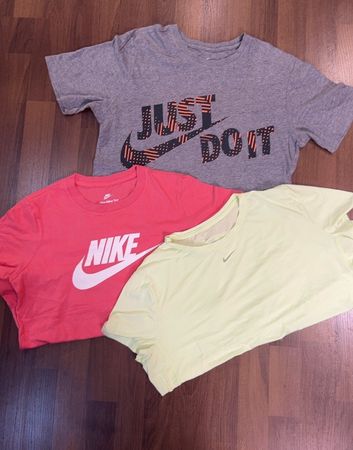 av-11810 nike t-shirts