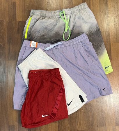 av-11912 nike shorts