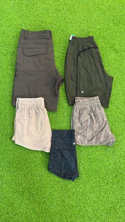 av-10105 lululemon shorts