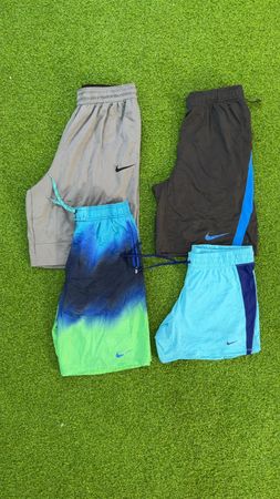 av-10273 nike shorts