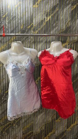 avg-03055 y2k style camisole