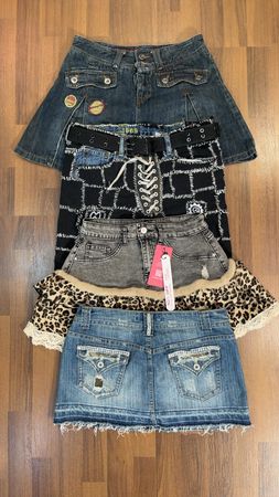 avg-03114 y2k style skirts