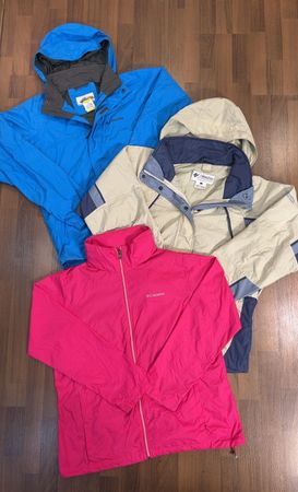 av-10657 columbia windbreakers