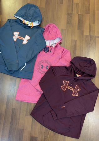 av-10668 under armour hoodies