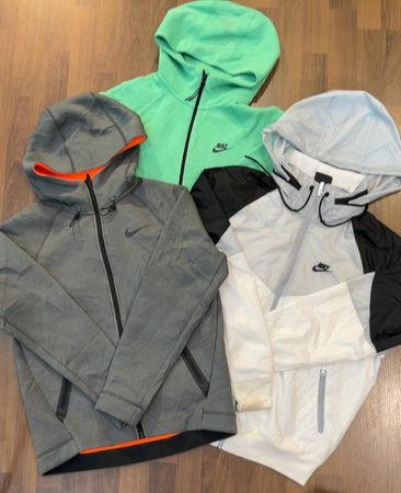 av-10671 nike jackets
