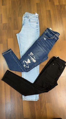 avg-03237 american eagle jeans