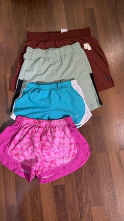 av-11154 nike shorts
