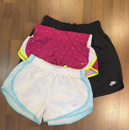 av-11214 nike shorts