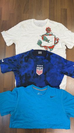 av-11233 nike t-shirts