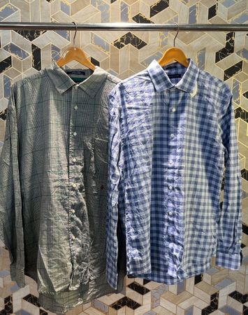 av-11465 tommy hilfiger button up shirt