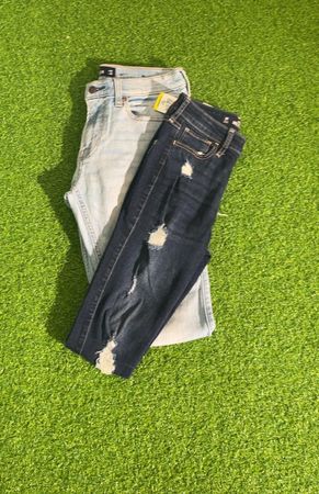 avg-03293 hollister jeans