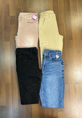 avg-03299 american eagle jeans