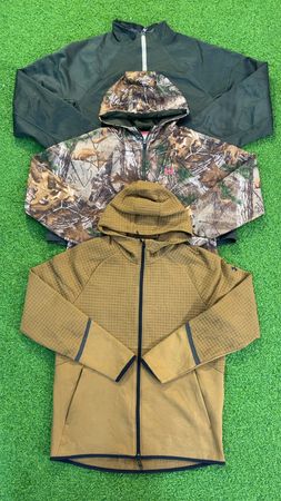av-10545 under armour jackets