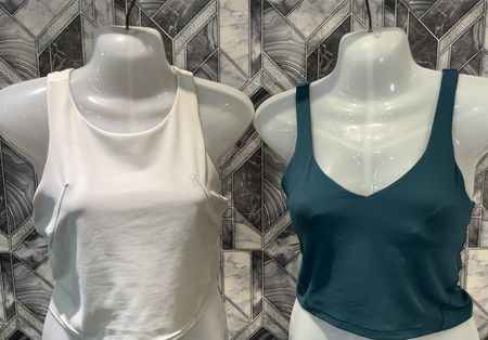 av-10640 lululemon sports bras